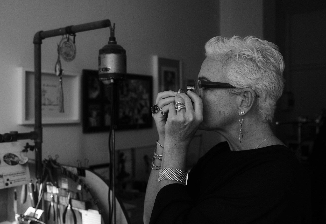 Jewellery as an Anchor to Emotion