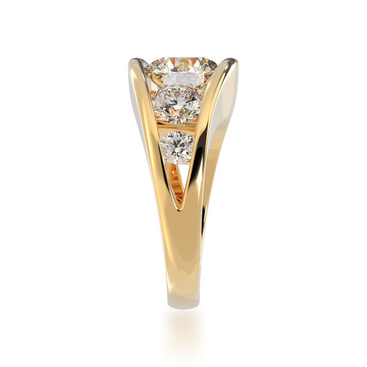 Flame design round brilliant cut diamond five stone ring in yellow gold
