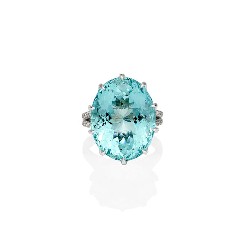 Large oval Aquamarine and diamond lattice cocktail ring