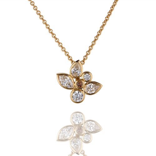 Cognac diamond and white diamond small pendant in yellow gold