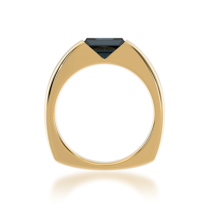 Embrace ring set with baguette cut black sapphire in yellow gold view from front 