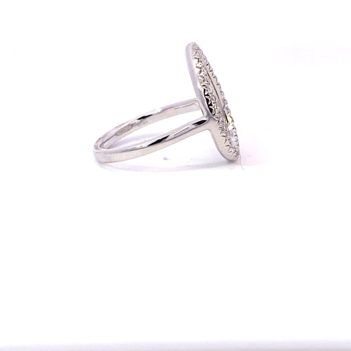 Slice diamond diamond halo ring on white gold band