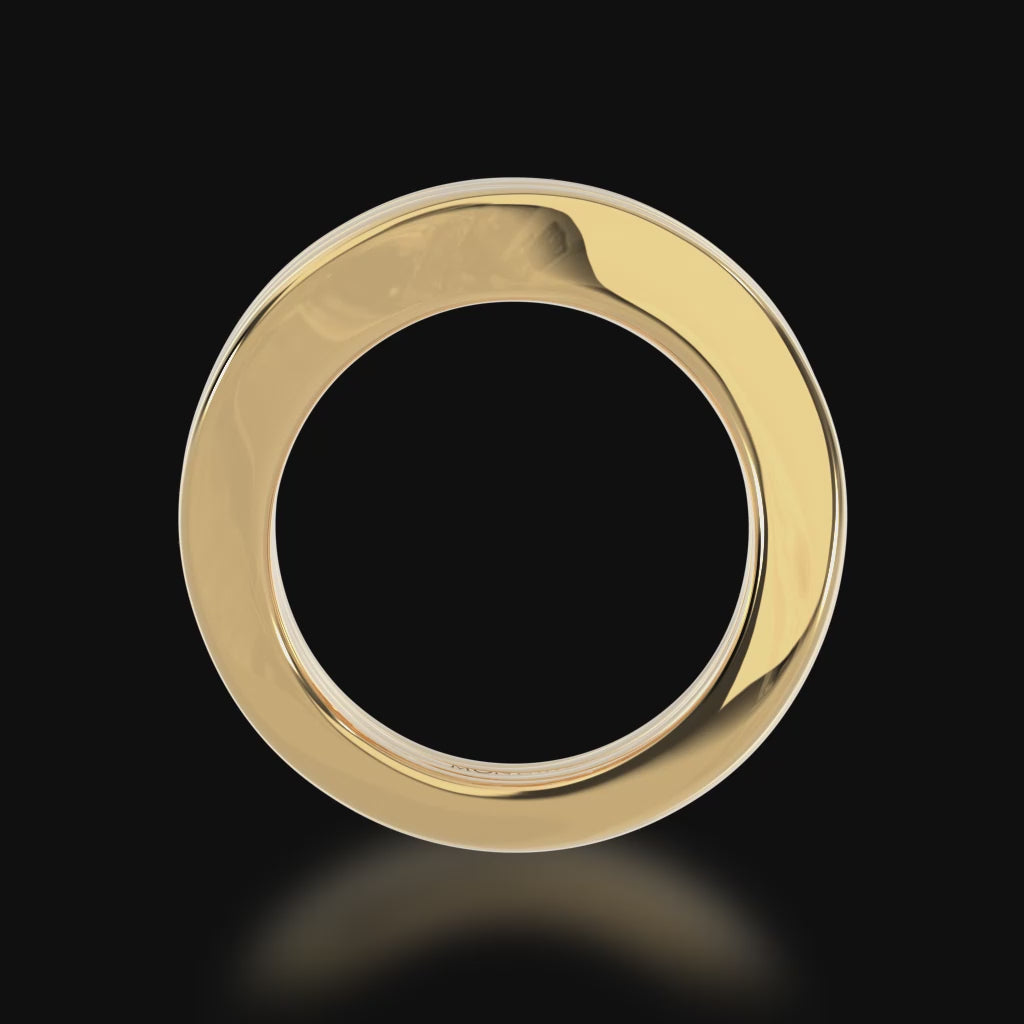 Multi flame design round brilliant cut diamond ring in yellow gold