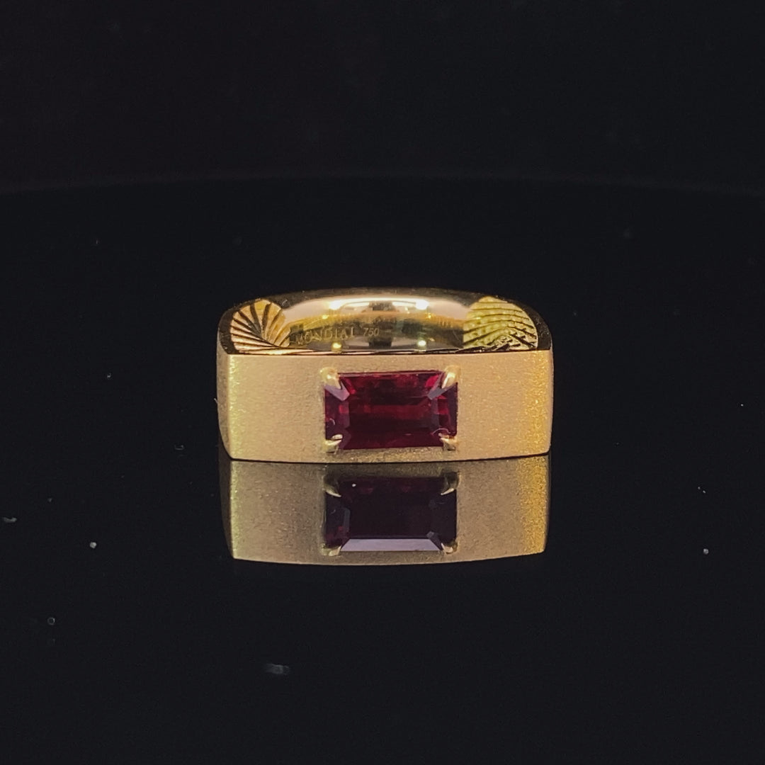 Emerald cut Ruby signet ring in yellow gold with crosshatched lattice on the profile video
