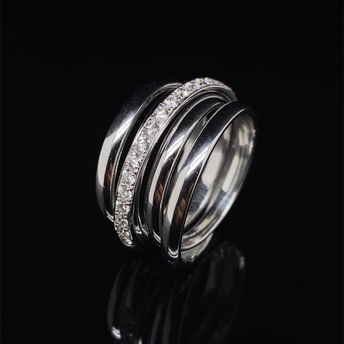 Multiband diamond ring in white gold